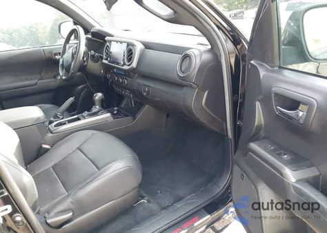 2022 Toyota Tacoma Trd Sport z USA, uszkodzony, nr VIN 3TMAZ5CN9NM192781